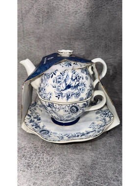 New Eaton Fine Dining Blue White Bird Floral Tea For One China Set Gold Trim